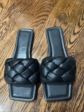 H&M Black Braided Slide Sandals